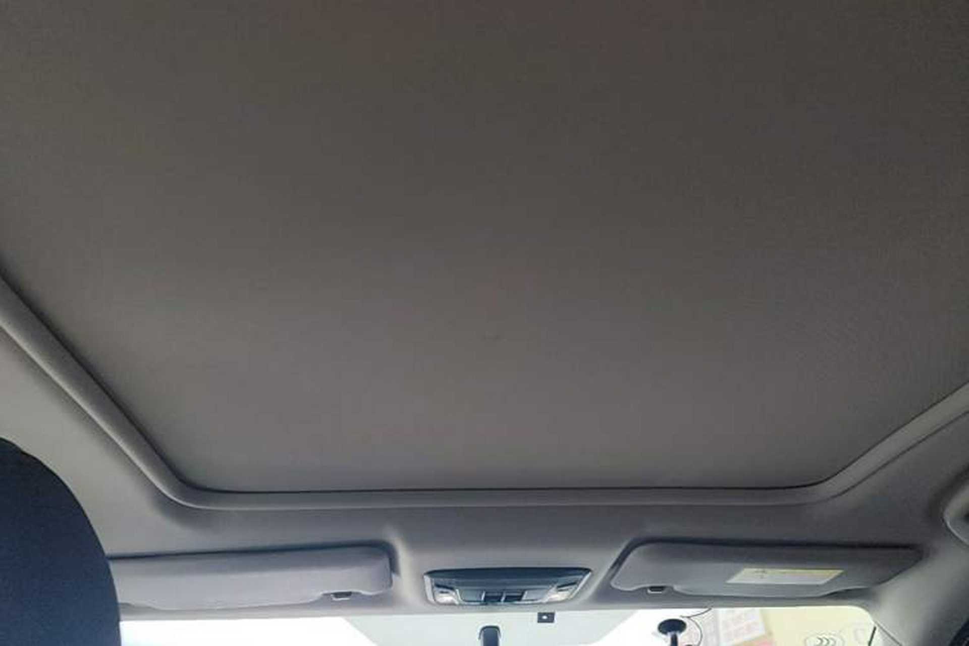 Used Honda Vezel 2020 1.5L CVT Pioneer Edition Headliner