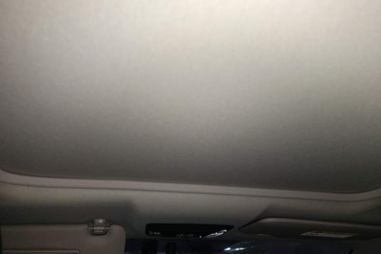 Used Honda Vezel 2020 1.5L CVT Pioneer Edition Headliner