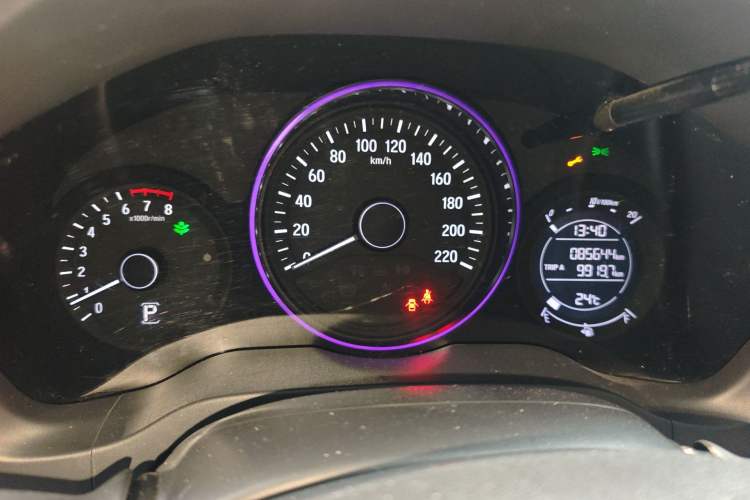 Used Honda Vezel 2020 220 TURBO CVT Elite Edition Instrument Cluster