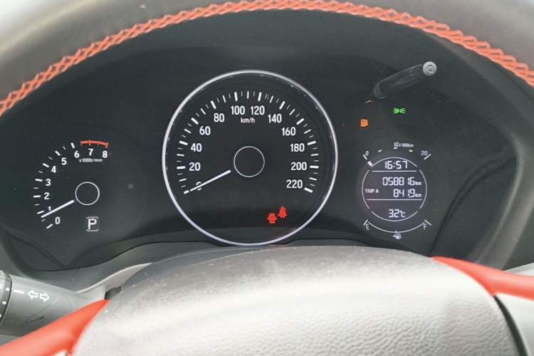 Used Honda Vezel 2020 220 TURBO CVT Luxury Edition Instrument Cluster