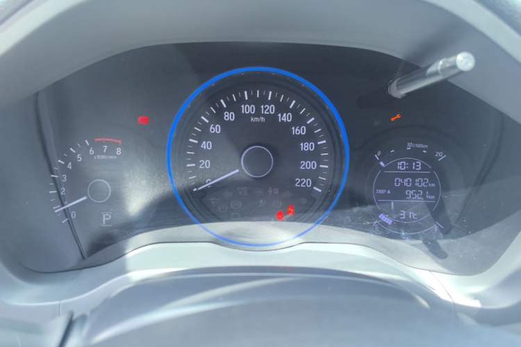 Used Honda Vezel 2020 220 TURBO CVT Luxury Edition Instrument Cluster