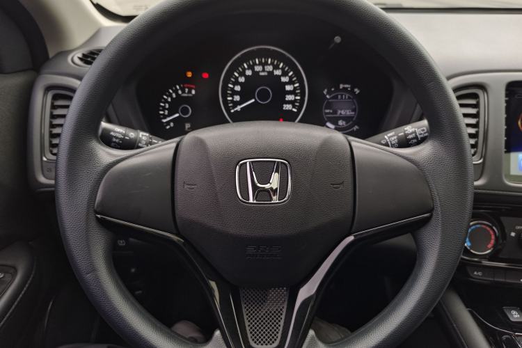 Used Honda Vezel 2020 1.5L CVT Elite Edition Interior 1