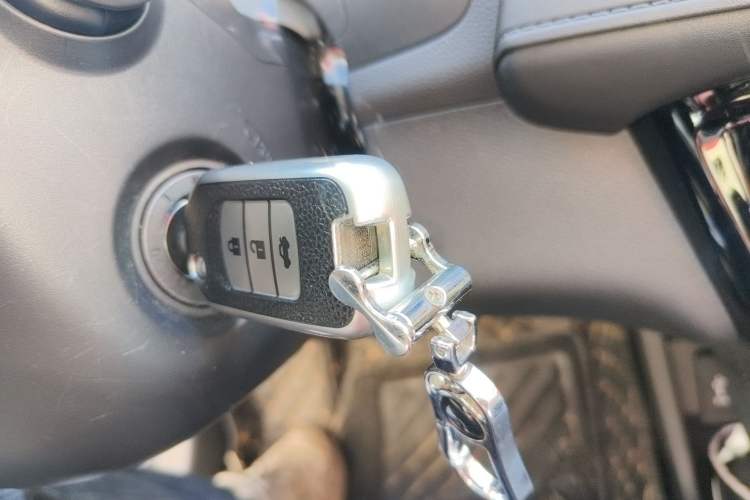 Used Honda Vezel 2020 1.5L CVT Pioneer Edition Interior 1