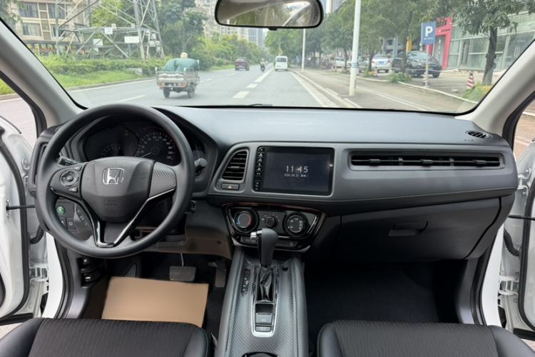 Used Honda Vezel 2020 1.5L CVT Pioneer Edition Interior 1