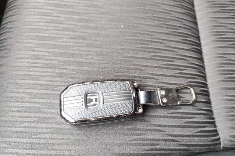 Used Honda Vezel 2020 1.5L CVT Pioneer Edition Interior 1