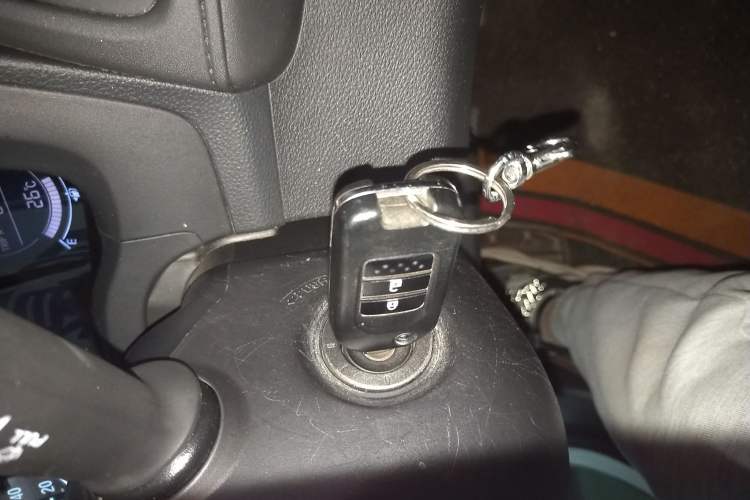 Used Honda Vezel 2020 1.5L CVT Pioneer Edition Interior 1