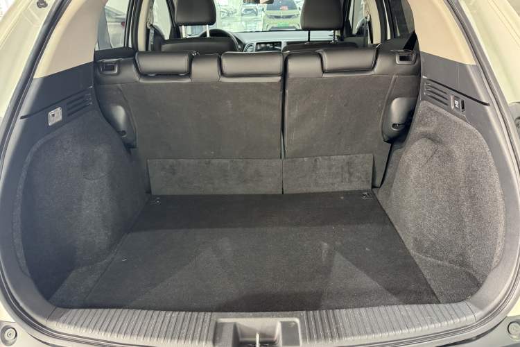 Used Honda Vezel 2020 1.5L CVT Pioneer Edition Interior 11