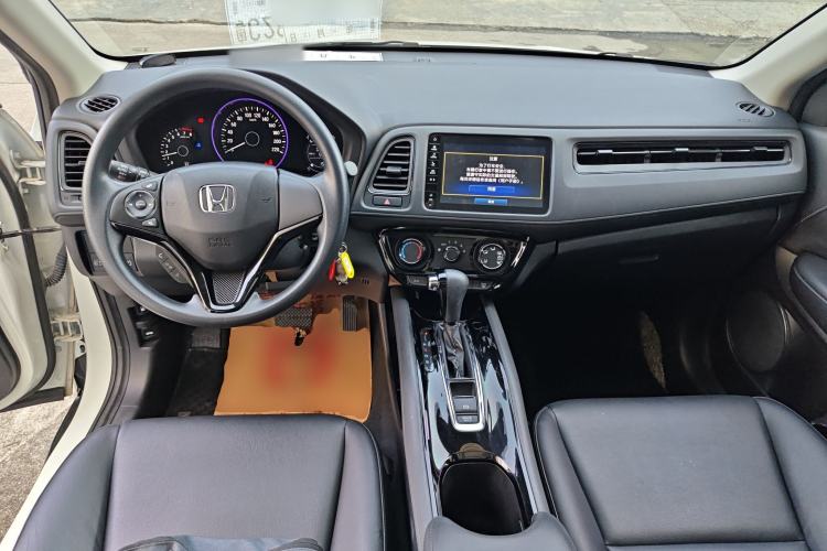 Used Honda Vezel 2020 1.5L CVT Pioneer Edition Interior 2