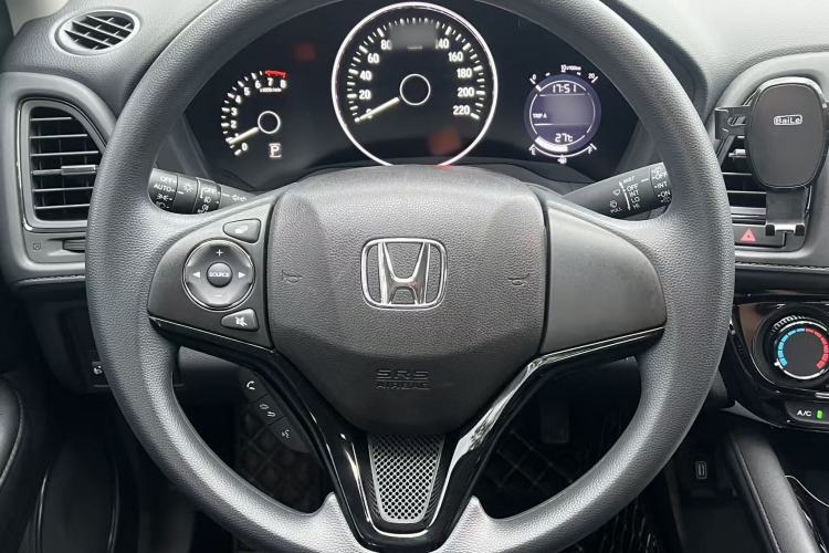 Used Honda Vezel 2020 1.5L CVT Pioneer Edition Interior 2