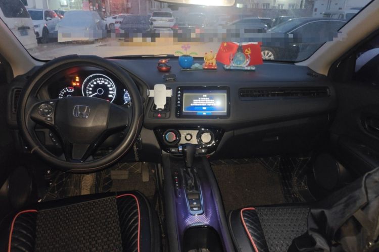Used Honda Vezel 2020 1.5L CVT Pioneer Edition Interior 2