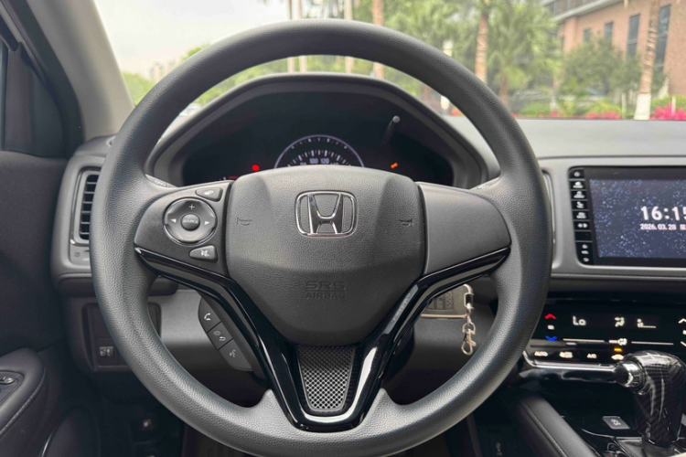 Used Honda Vezel 2020 220 TURBO CVT Elite Edition Interior 3
