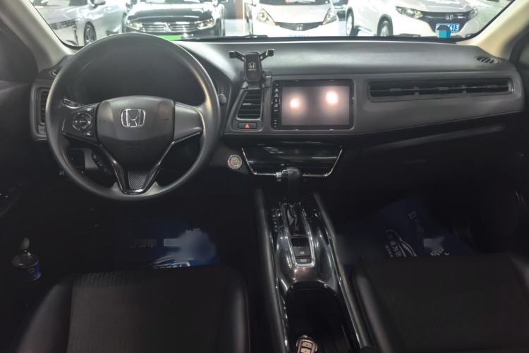 Used Honda Vezel 2020 220 TURBO CVT Luxury Edition Interior 3