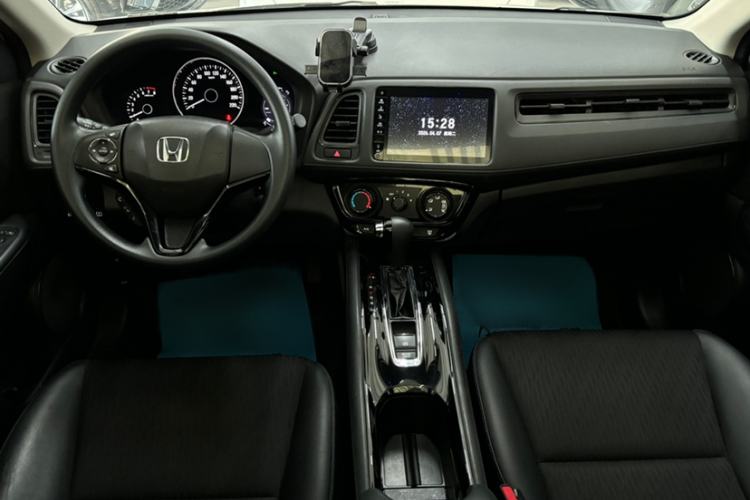 Used Honda Vezel 2020 1.5L CVT Pioneer Edition Interior 3