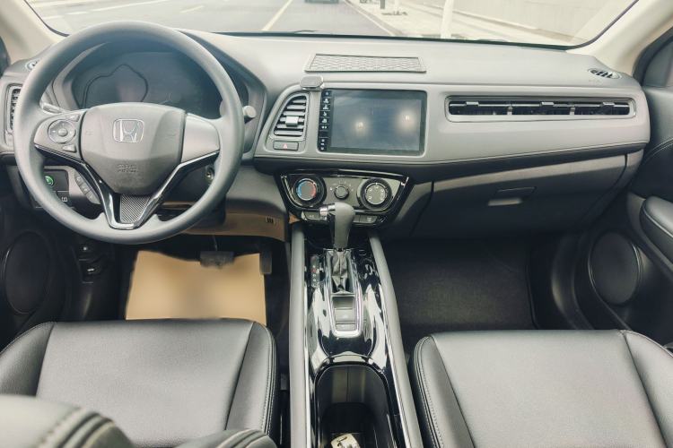 Used Honda Vezel 2020 1.5L CVT Pioneer Edition Interior 3