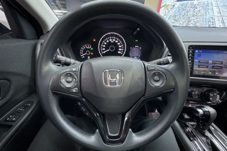 Used Honda Vezel 2020 1.5L CVT Pioneer Edition Interior 3