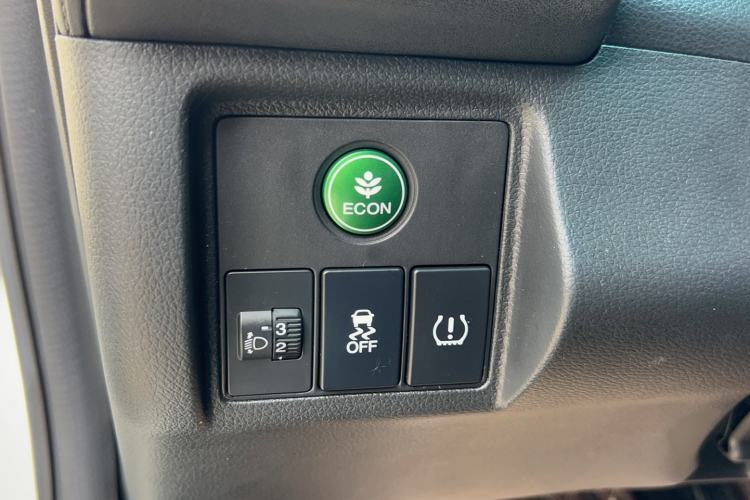 Used Honda Vezel 2020 1.5L CVT Elite Edition Interior 5