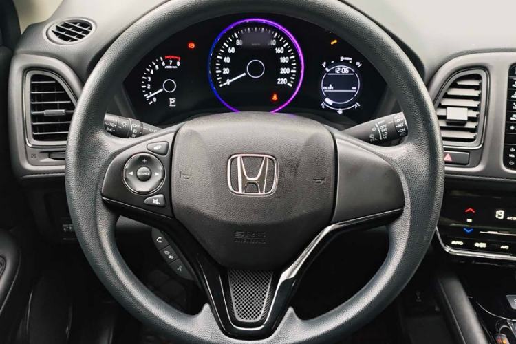 Used Honda Vezel 2020 220 TURBO CVT Elite Edition Interior 6