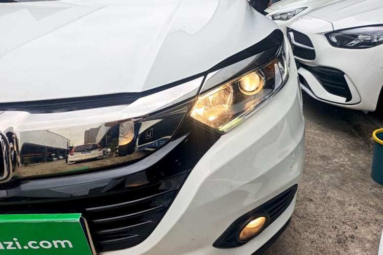 Used Honda Vezel 2020 220 TURBO CVT Elite Edition Left Front Headlight