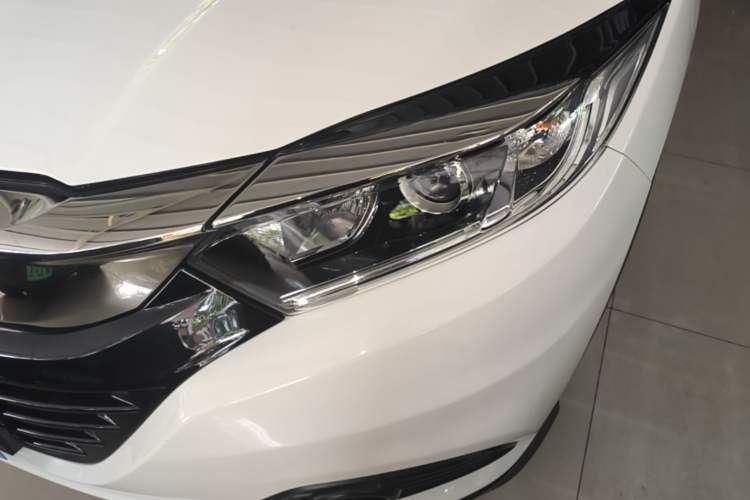 Used Honda Vezel 2020 220 TURBO CVT Elite Edition Left Front Headlight