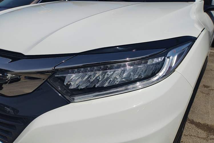 Used Honda Vezel 2020 1.5L CVT Luxury Edition Left Front Headlight