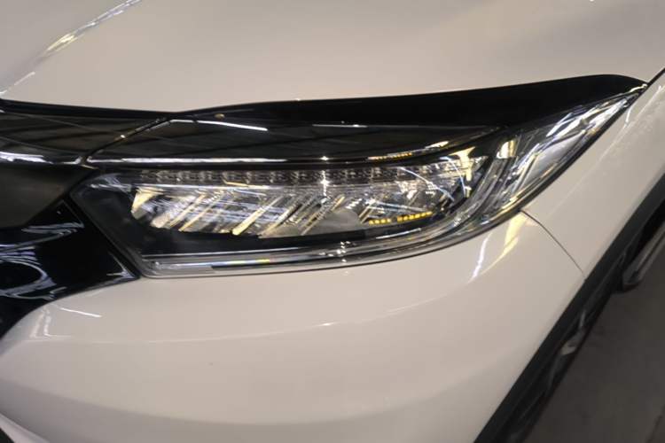 Used Honda Vezel 2020 1.5L CVT Luxury Edition Left Front Headlight