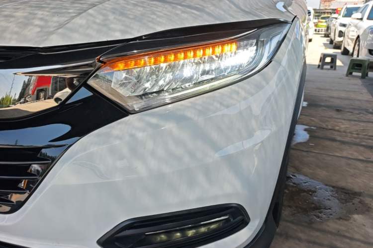 Used Honda Vezel 2020 1.5L CVT Luxury Edition Left Front Headlight