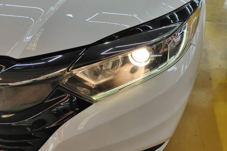 Used Honda Vezel 2020 1.5L CVT Elite Edition Left Front Headlight