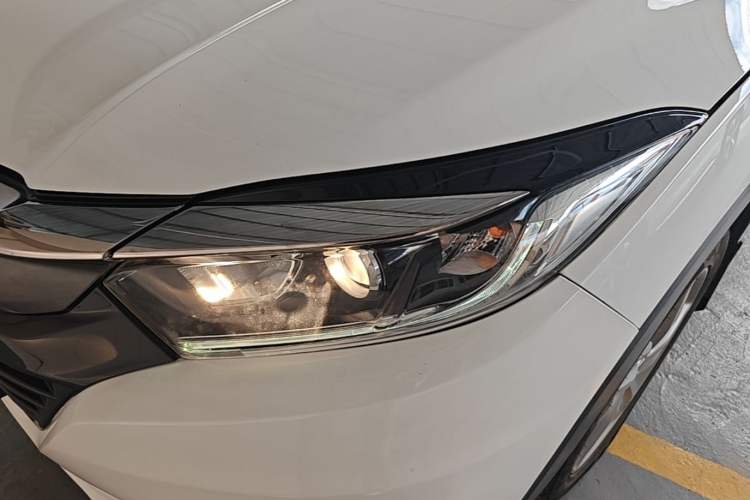 Used Honda Vezel 2020 1.5L CVT Elite Edition Left Front Headlight