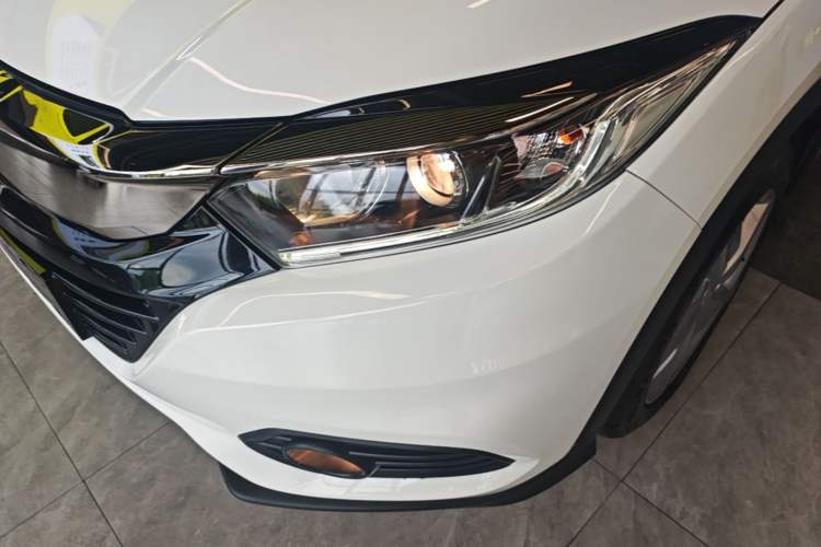 Used Honda Vezel 2020 220 TURBO CVT Elite Edition Left Front Headlight