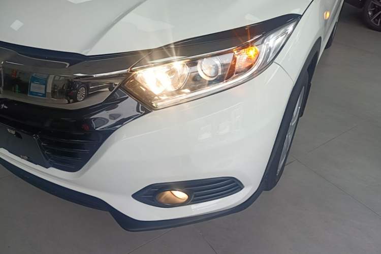 Used Honda Vezel 2020 1.5L CVT Elite Edition Left Front Headlight