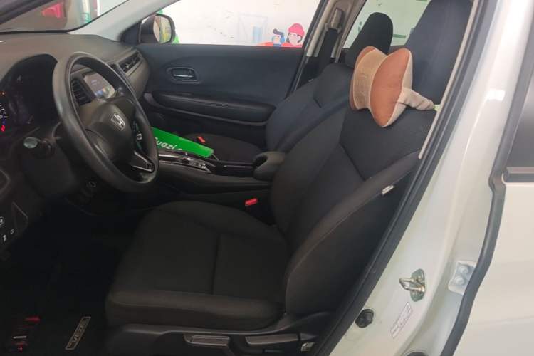 Used Honda Vezel 2020 1.5L CVT Elite Edition Left Front Seat