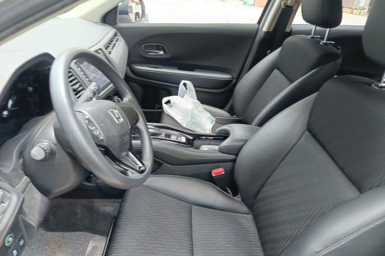 Used Honda Vezel 2020 1.5L CVT Pioneer Edition Left Front Seat