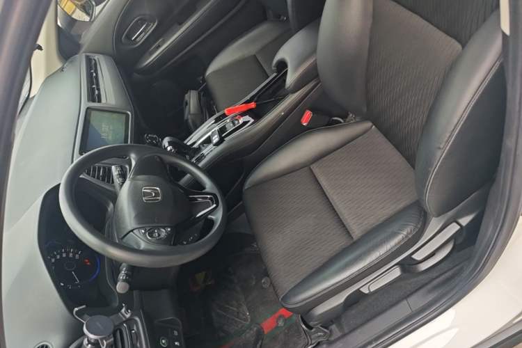 Used Honda Vezel 2020 1.5L CVT Luxury Edition Left Front Seat