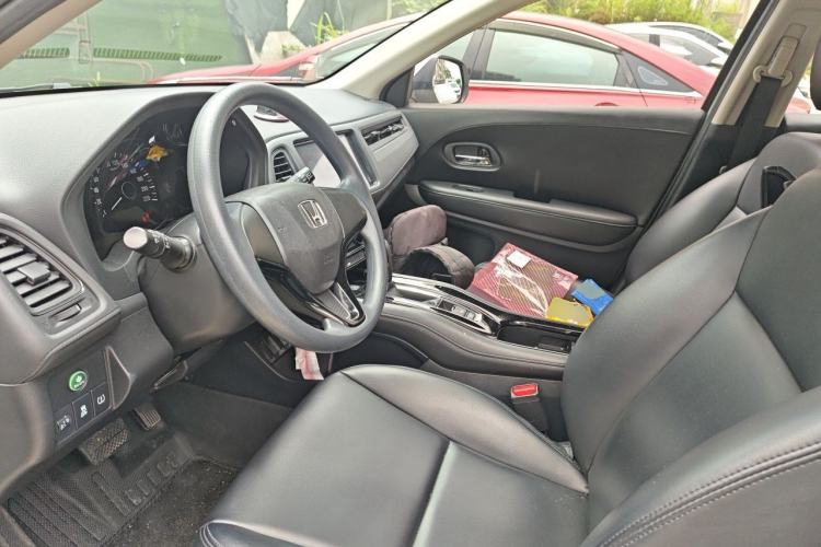 Used Honda Vezel 2020 1.5L CVT Elite Edition Left Front Seat