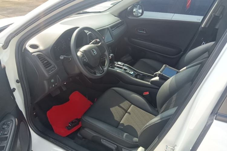 Used Honda Vezel 2020 1.5L CVT Pioneer Edition Left Front Seat