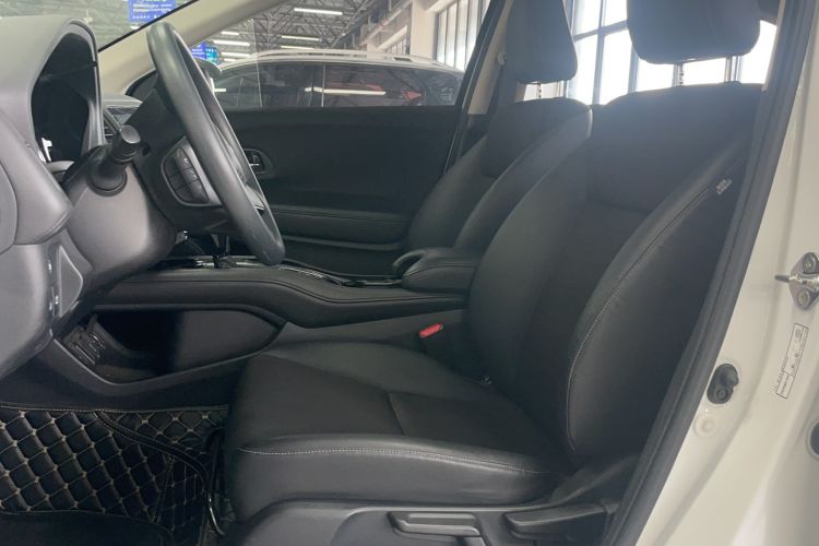 Used Honda Vezel 2020 1.5L CVT Pioneer Edition Left Front Seat