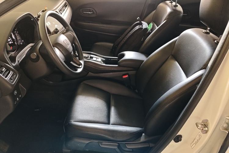 Used Honda Vezel 2020 1.5L CVT Elite Edition Left Front Seat