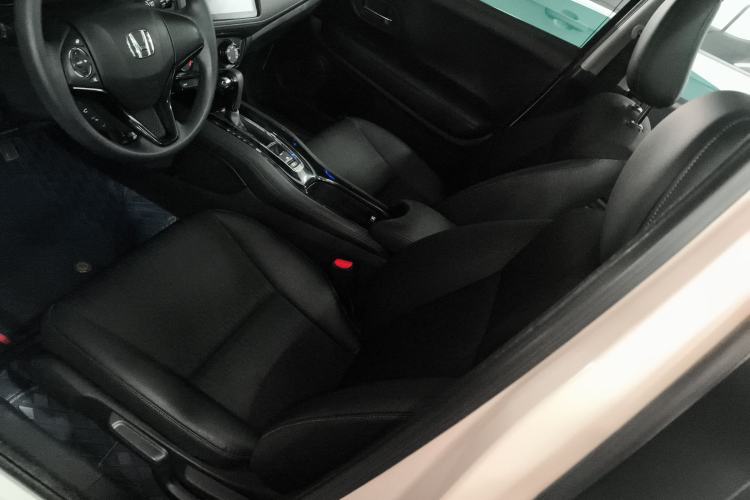 Used Honda Vezel 2020 1.5L CVT Pioneer Edition Left Front Seat