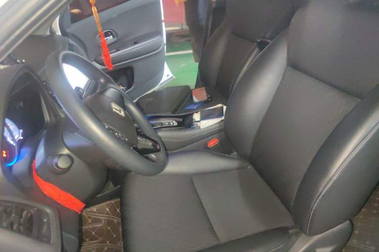 Used Honda Vezel 2020 1.5L CVT Pioneer Edition Left Front Seat