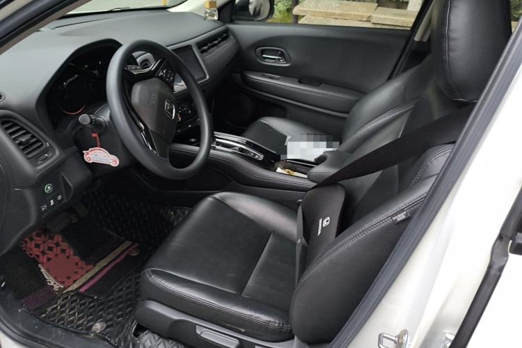Used Honda Vezel 2020 1.5L CVT Pioneer Edition Left Front Seat
