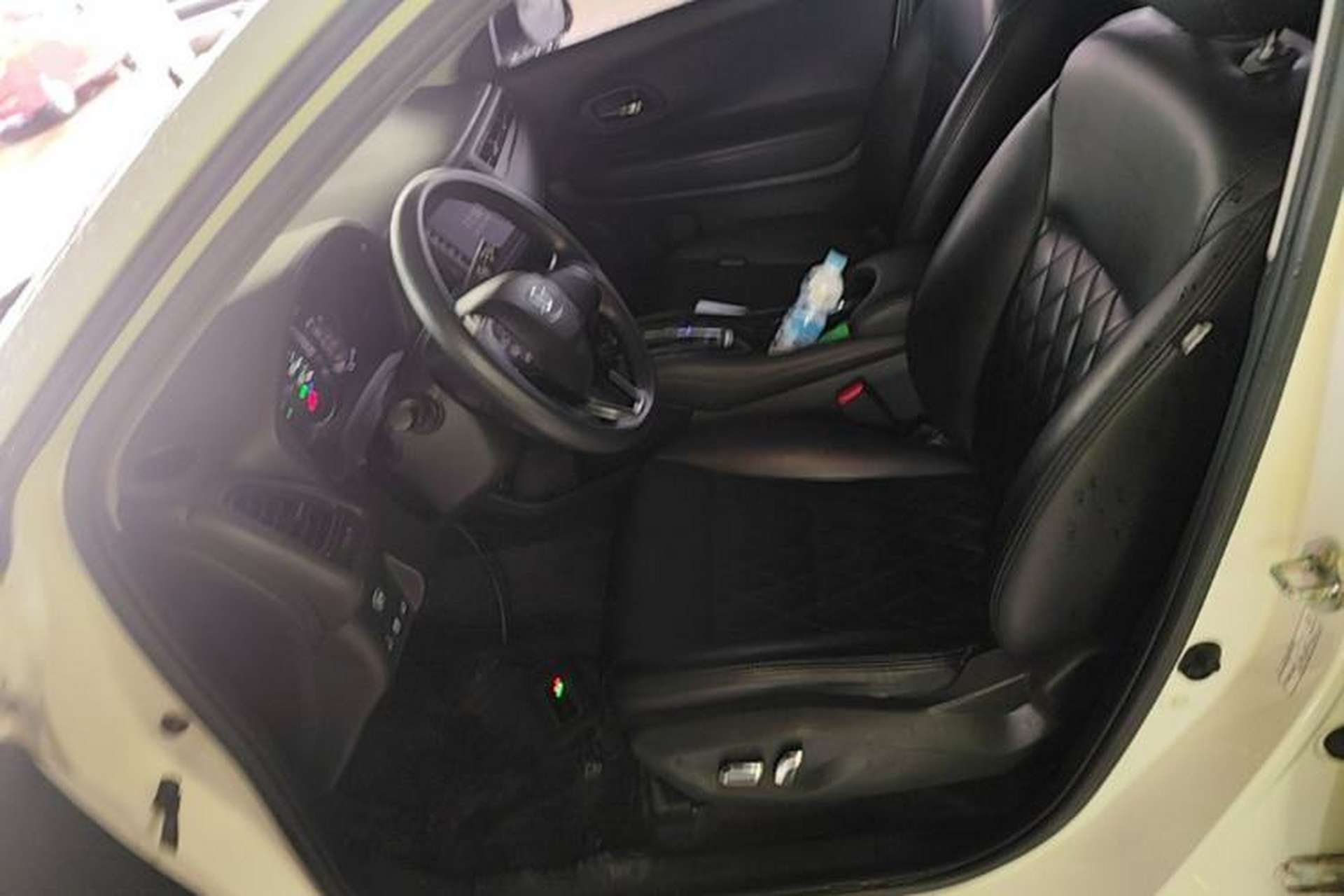 Used Honda Vezel 2020 1.5L CVT Pioneer Edition Left Front Seat