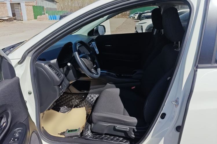 Used Honda Vezel 2020 1.5L CVT Elite Edition Left Front Seat