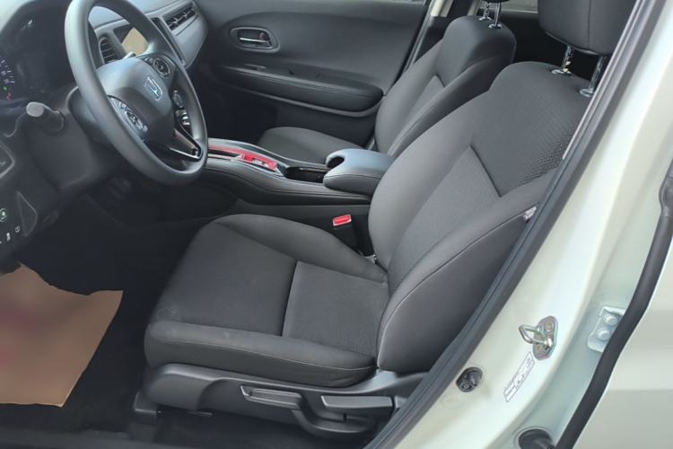 Used Honda Vezel 2020 1.5L CVT Elite Edition Left Front Seat