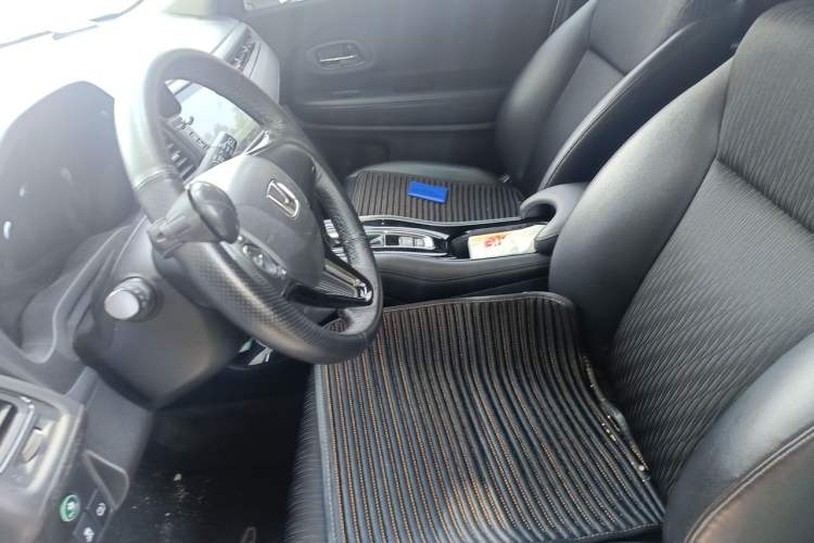 Used Honda Vezel 2020 1.5L CVT Pioneer Edition Left Front Seat