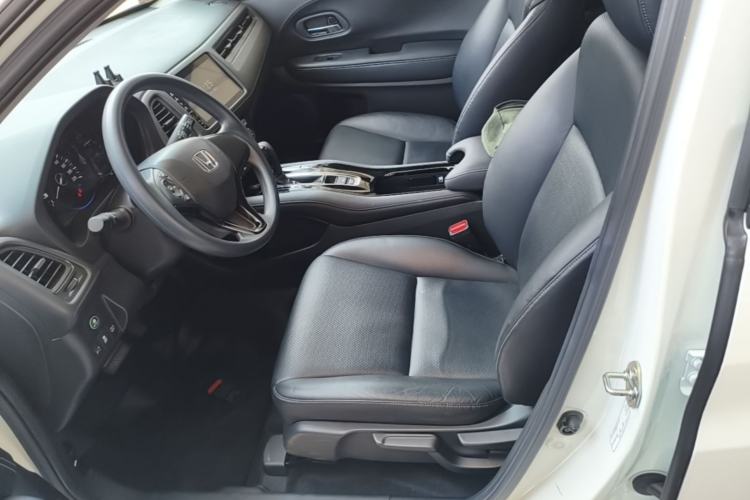 Used Honda Vezel 2020 1.5L CVT Pioneer Edition Left Front Seat