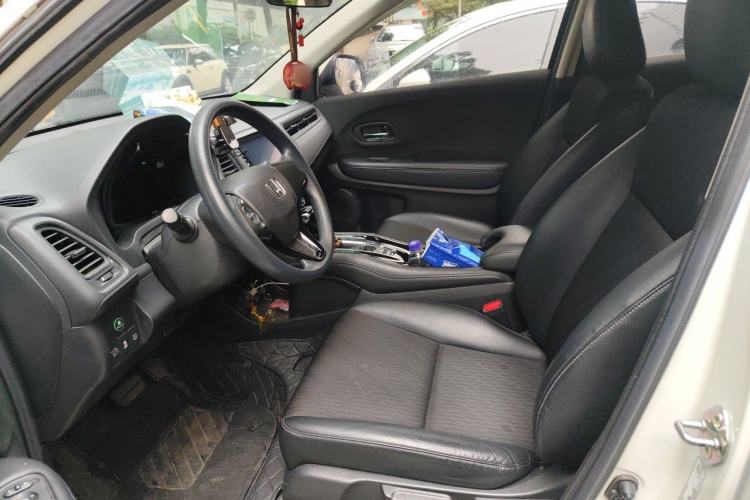 Used Honda Vezel 2020 1.5L CVT Pioneer Edition Left Front Seat