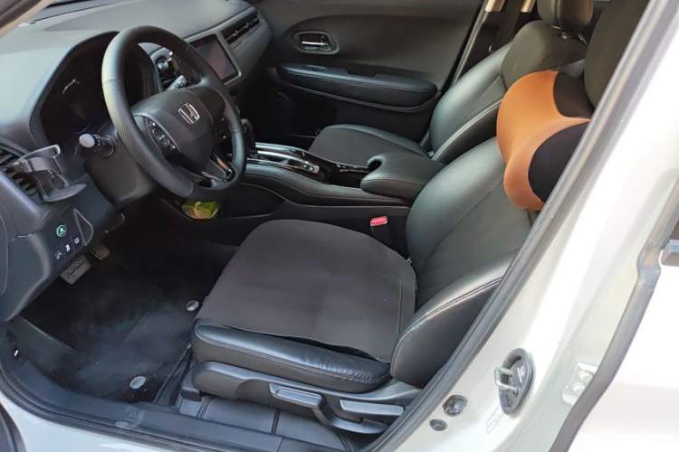 Used Honda Vezel 2020 1.5L CVT Pioneer Edition Left Front Seat