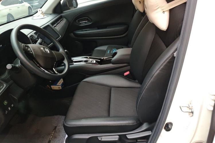 Used Honda Vezel 2020 1.5L CVT Pioneer Edition Left Front Seat
