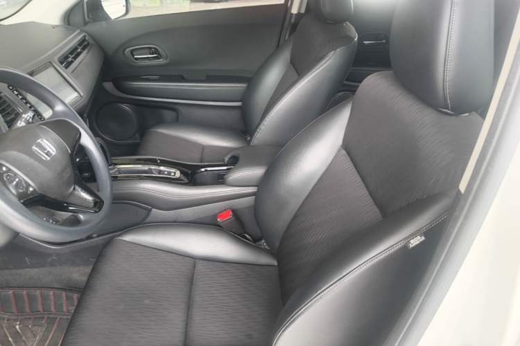 Used Honda Vezel 2020 1.5L CVT Pioneer Edition Left Front Seat