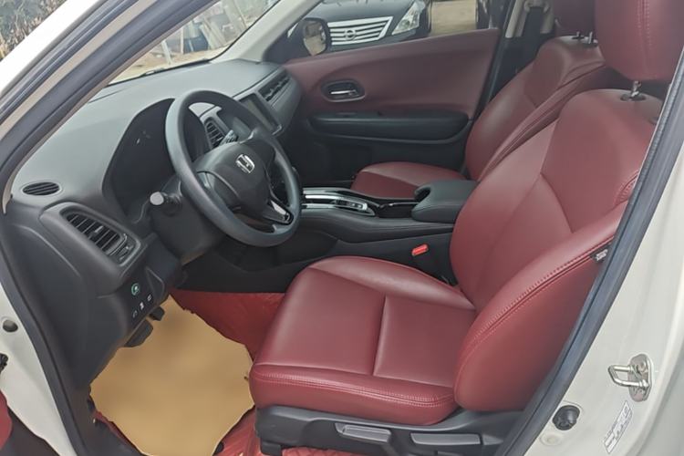Used Honda Vezel 2020 1.5L CVT Elite Edition Left Front Seat